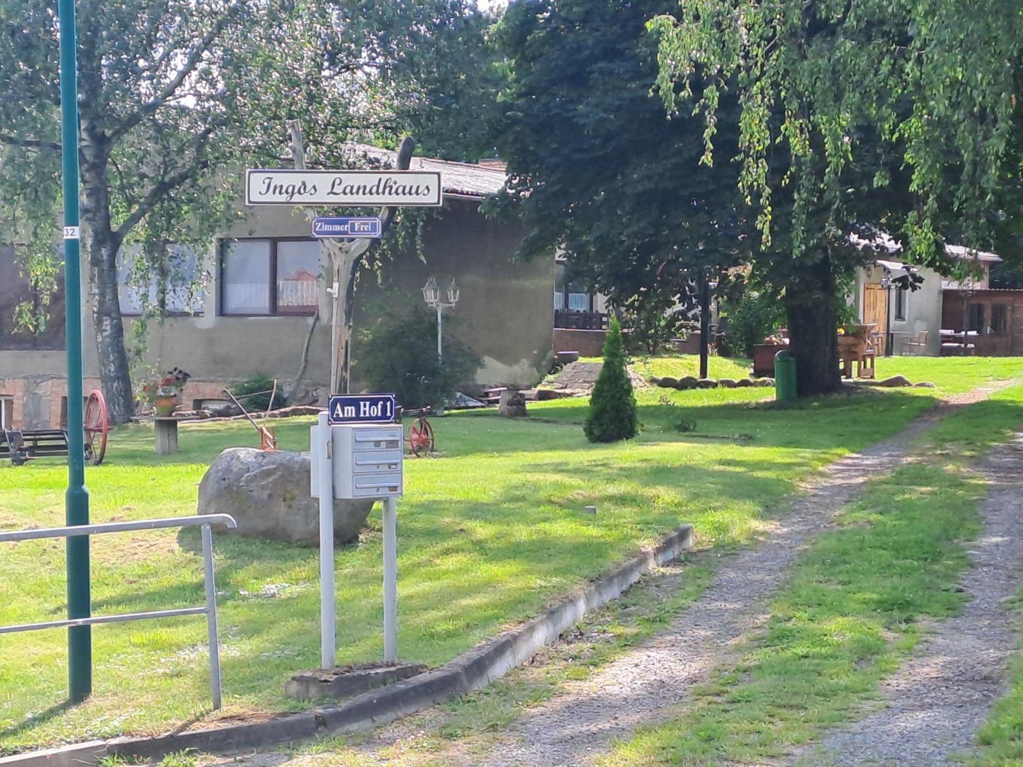 Ingos Landhaus Schoneberg  Bagian luar foto
